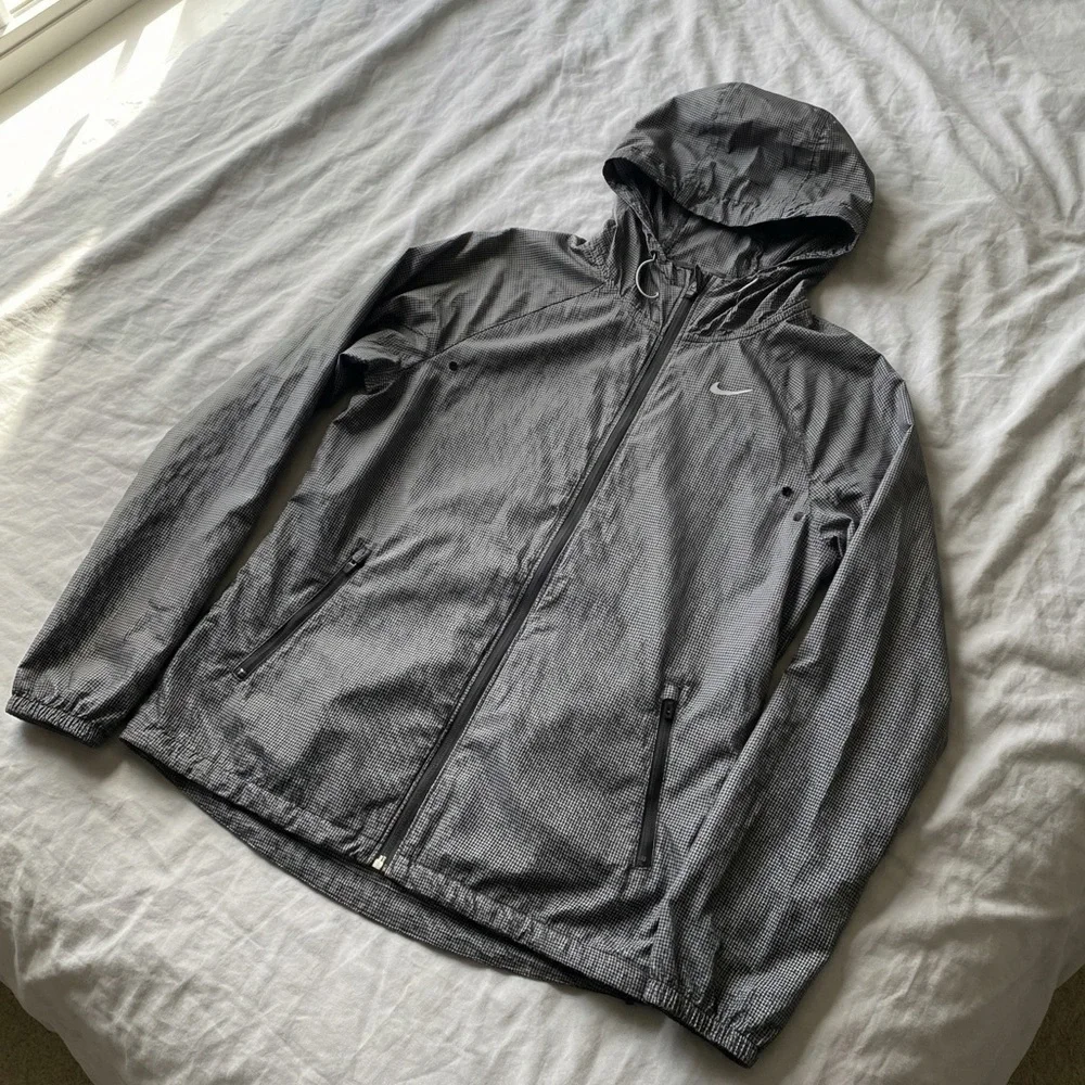 Nike jacket women’s - Picture 1 of 5